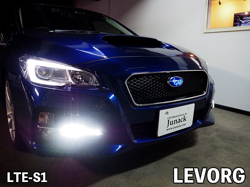 シ*ン様 光るエンブレム Junack（ジュナック） LED トランスエンブレム トヨタ マークX GRX130