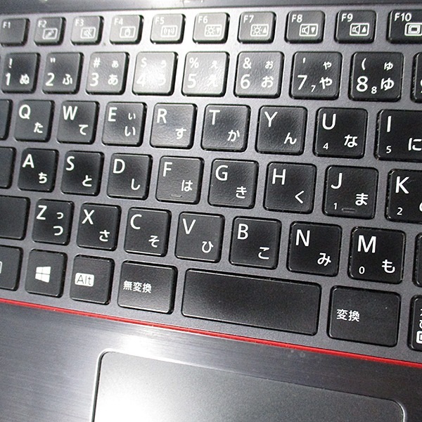 【Windows11 64bit】【Core i5-8365U】【メモリー8GB】【SSD256GB】【無線LAN】【14インチ液晶】【ノートパソコン】【中古】富士通 LIFEBOOK U749/A （1406731）