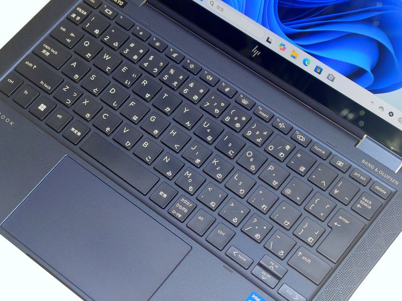【Windows11 64bit】【Core i5-1135G7】【メモリー8GB】【SSD256GB】【無線LAN】【WEBカメラ】【フルHD液晶】【13インチ液晶】【ノートパソコン】【中古】【中野店発】HP EliteDragonfly G2 (20007122)