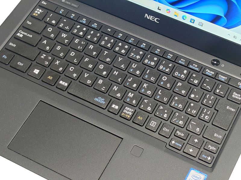 Windows11 64bit】【Core i5-8265U】【メモリー8GB】【SSD256GB