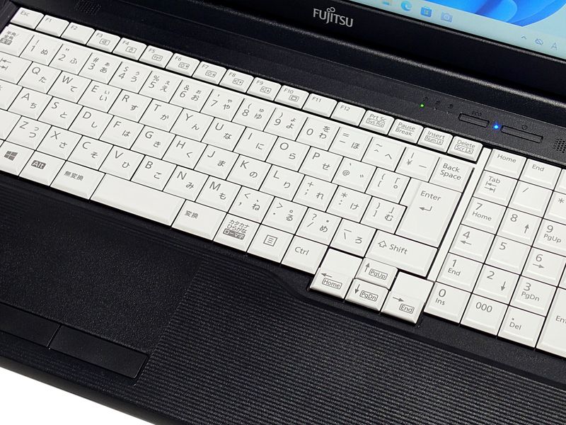 【Windows11 64bit】【Core i5-1135G7】【メモリー16GB】【SSD256GB】【無線LAN】【DVDマルチ】【WEBカメラ】【テンキー付】【15インチ液晶】【ノートパソコン】【中古】【中野店発】富士通 LIFEBOOK A5511/HX (20006779)