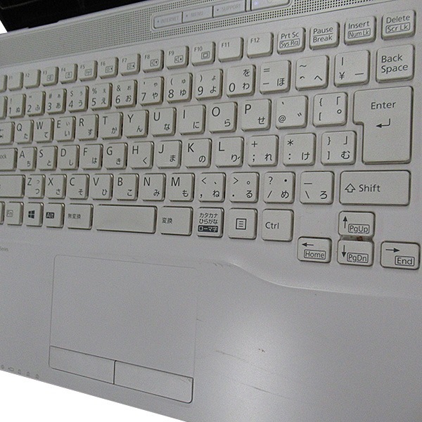 ■さらに値下げしました!訳あり商品特価セール■【訳あり品】【Windows11 64bit】【Ryzen7 5700U】【WEBカメラ】【テンキー付】【メモリー8GB】【SSD256GB】【無線LAN】【DVDマルチ】【フルHD液晶】【15インチ液晶】【ノートパソコン】【中古】富士通 LIFEBOOK AH50/F1 (1406382)