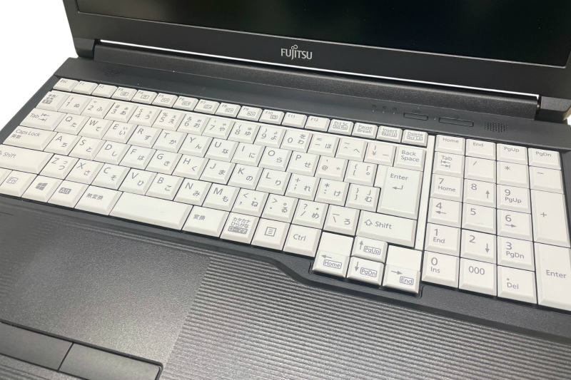 【Windows11 64bit】【WEBカメラ】【テンキー付】【Core i3-10110U】【メモリー8GB】【SSD128GB】【無線LAN】【DVDマルチ】【15インチ液晶】【ノートパソコン】【中古】【下北沢店発】富士通 LIFEBOOK A5510/DX (4020671)