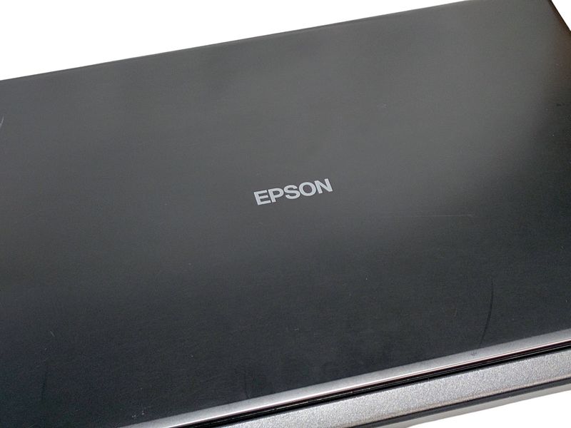 Windows11 64bit】【Core i3-8145U】【メモリー8GB】【SSD256GB