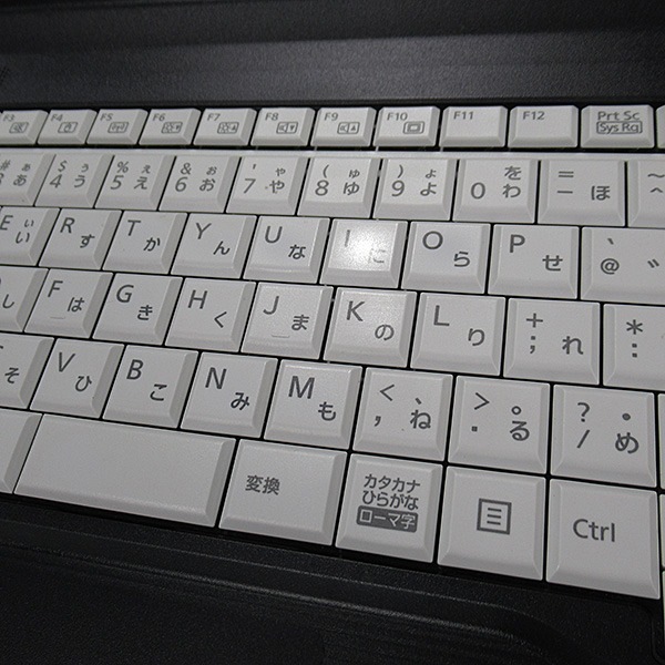 【Windows11 64bit】【WEBカメラ】【テンキー付】【Core i5-1135G7】【メモリー16GB】【SSD256GB】【無線LAN】【DVDマルチ】【15インチ液晶】【ノートパソコン】【中古】富士通 LIFEBOOK A5511/HX （1406558）