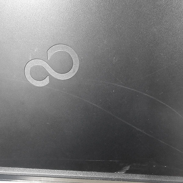 【Windows11 64bit】【WEBカメラ】【テンキー付】【Core i5-1135G7】【メモリー8GB】【SSD256GB】【無線LAN】【DVDマルチ】【15インチ液晶】【ノートパソコン】【中古】富士通 LIFEBOOK A5511/HX (1406427)