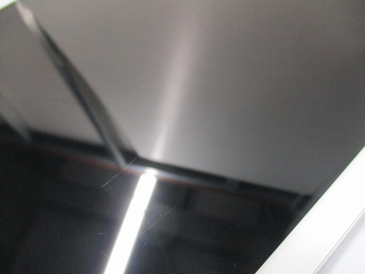 【中古】Apple iPad 第6世代 32GB MR7G2J/A Wi-Fi シルバー (181568)【中古】