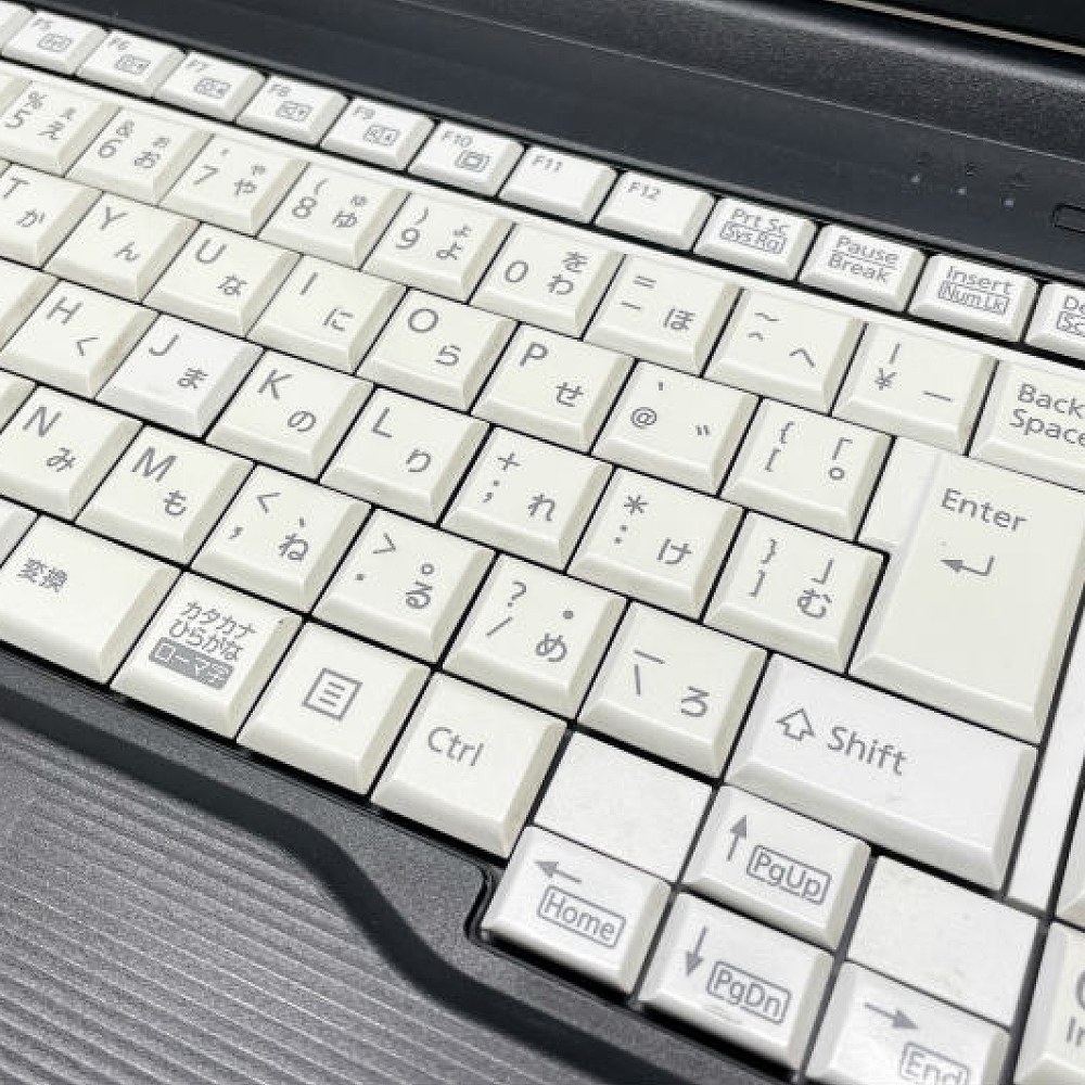 【Windows11 64bit】【WEBカメラ】【テンキー付】【Core i5-10210U】【メモリー16GB】【SSD480GB】【無線LAN】【DVDマルチ】【15インチ液晶】【ノートパソコン】【中古】富士通 LIFEBOOK A5510シリーズ （180674）