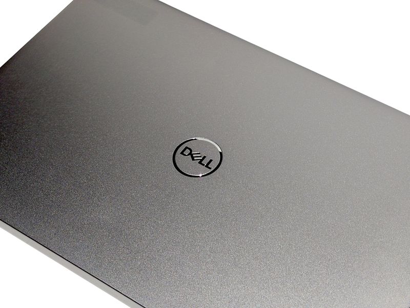 Dell Vostro i5-11320H メモリ8GB SSD256GB Dell Vostro i5-11320H メモリ8GB SSD256GB