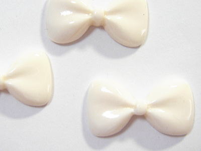 ビーズパーツ 貼り付け用リボンホワイト 白 5個入り ribon-2 | 貼り