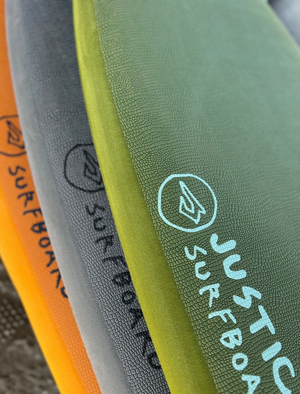 �����������륹����ޥƥꥢ�륵���եܡ��ɡå����ĥ���