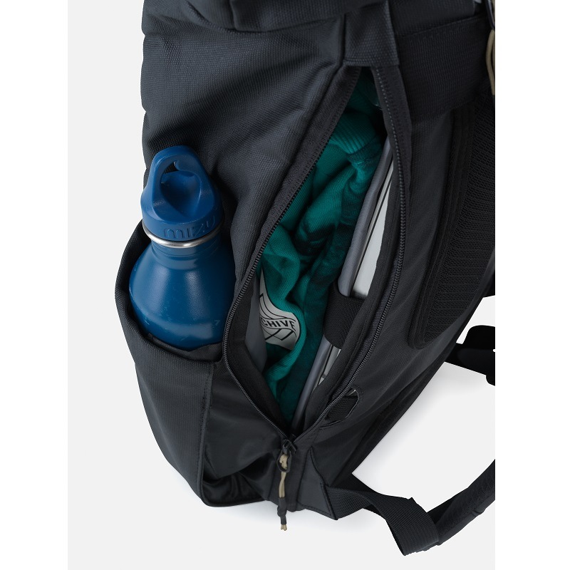 ROLL TOP DAYPACK BLACK