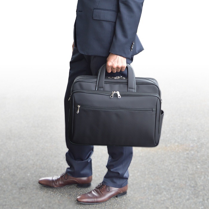 【Sold out】ビジネスバッグ ブリーフケース メンズ B4 タブレット対応 キャリーバー通し 2室 抗菌 消臭 ケーブルホール 通勤 出張 泊まり勤務 黒 KBN26664 グラフィット GRAFIT