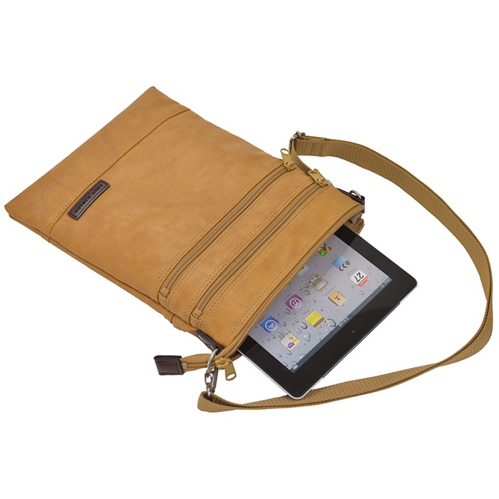 ショルダーバッグ サコッシュ 日本製 豊岡製鞄 メンズ B5 旅行 外出 シンプル 黒 キャメル ANDY HAWARD KBN16421