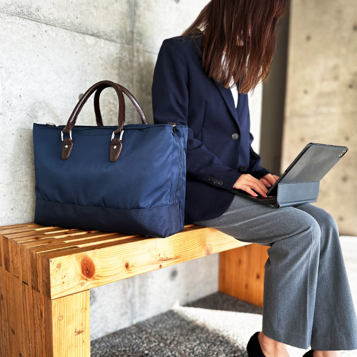 ブリーフケース ビジネスバッグ B4サイズ メンズ ビジネス 3層 横 横型 タブレット対応 大開き ポケット キャリーオン 高密度ナイロン 黒 紺 GRAFIT KBN26714