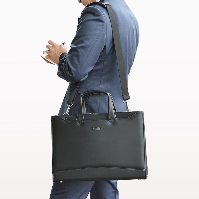 ビジネスバッグ ブリーフケース 日本製 豊岡製鞄 メンズ A4ファイル 大開き 牛革握り YKKファスナースマート スリム 通勤 黒 KBN22346 ジェイシーハミルトン J.C HAMILTON