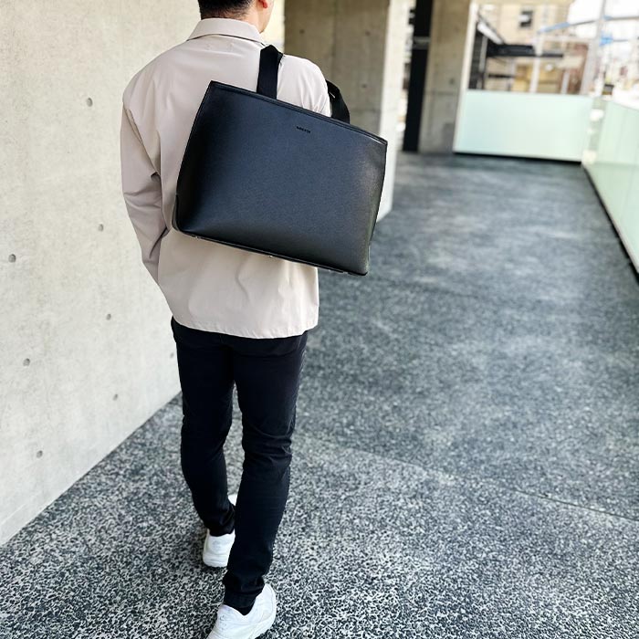 トートバッグ ビジネスバッグ メンズ B4ファイル 黒 サフィアーノレザー調 横 横型 タブレット対応 フォルム シンプル 大容量 HAMILTON KBN53440
