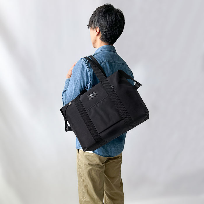 ボストンバッグ 旅行 メンズ レディース 美容師 学生 軽量 ブランド 旅行カバン 旅行バッグ シンプル 合宿 帰省 レジャー キャンプ 入院 出張 修学旅行 小学生 中学生 ナイロン 小さめ 折りたたみ コンパクト 1泊 実用的 LADDER AREA KBN11201