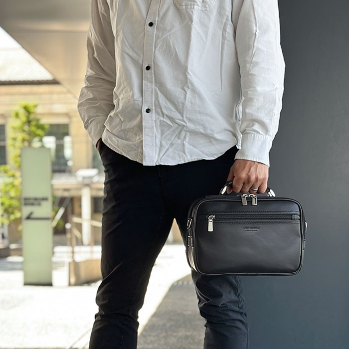 ショルダーバッグ メンズ 2層 取っ手 ハンドル 2WAY 軽い 軽量 斜めがけ 手提げ 通勤 旅行 横型 黒 ANDY HAWARD KBN16480