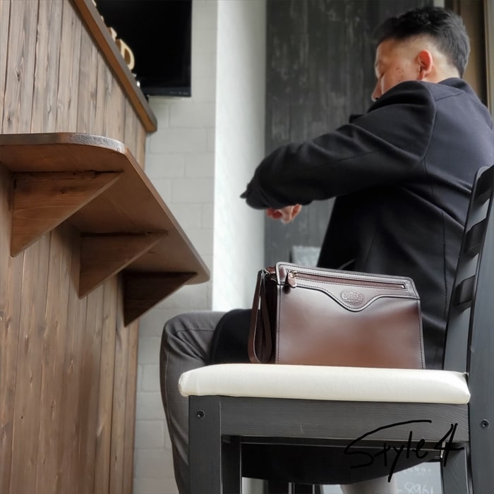 レザーバッグ セカンドバッグ フォーマルバッグ 日本製 豊岡製鞄 牛革 本革 メンズ フォーマル 街持ち 旅行 チョコ SADDLE KBN01009