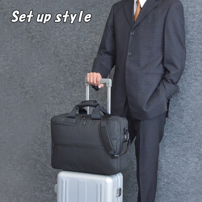 防災の日 ビジネスバッグ ブリーフケース ビジネスリュック メンズ B4 超軽量 撥水 タブレット対応 3way キャリーバー通し 2室 通勤 出張 黒 KBN26684 グラフィット GRAFIT