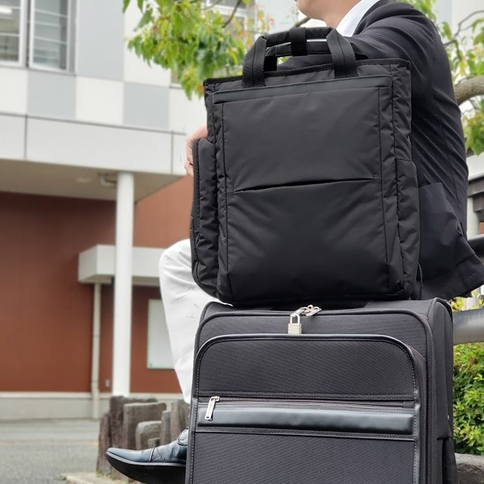 ビジネスバッグ ビジネスリュック リュック メンズ B4ファイル タブレット対応 キャリーバー通し 通勤 出張 黒 KBN42569 グラフィット GRAFIT