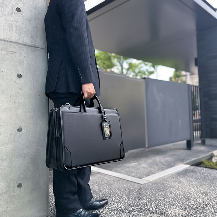 ビジネスバッグ メンズ B4ファイル 撥水 2way 2層 底W エキスパンダブル 大開き 牛革ハンドル 営業カバン 黒 横 横型 J.C HAMILTON KBN01048