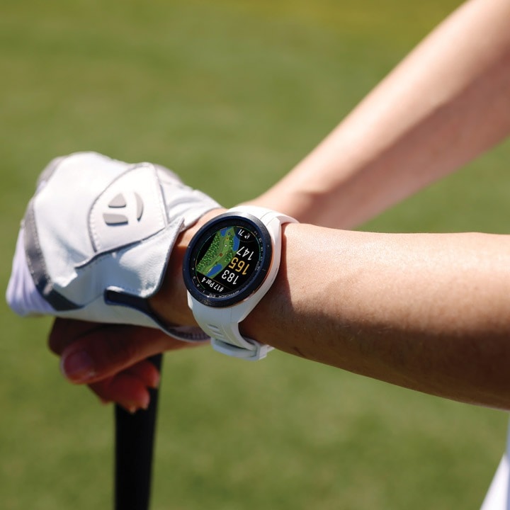 GARMIN GPSゴルフウォッチ Approach S70 42mm | スマートウォッチ