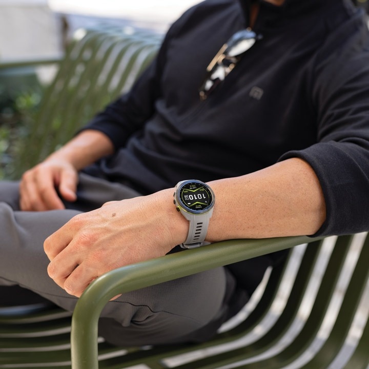 GARMIN GPSゴルフウォッチ Approach S70 42mm | スマートウォッチ