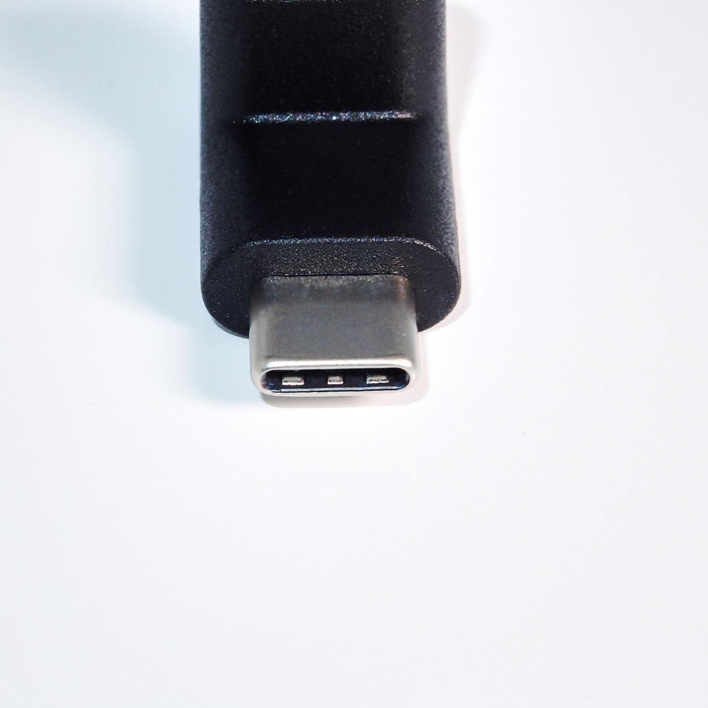 USB 3.1 対応 Type-C 縦L型変換コネクタ （4437）