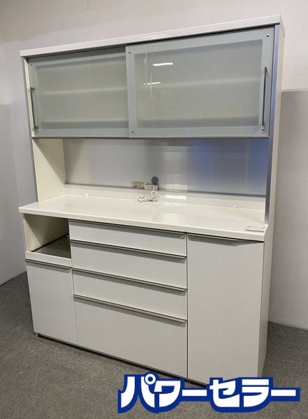 食器棚 中古の家具と家電がすべて揃うリサイクルショップ