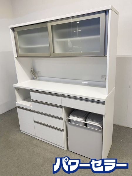 食器棚 中古の家具と家電がすべて揃うリサイクルショップ