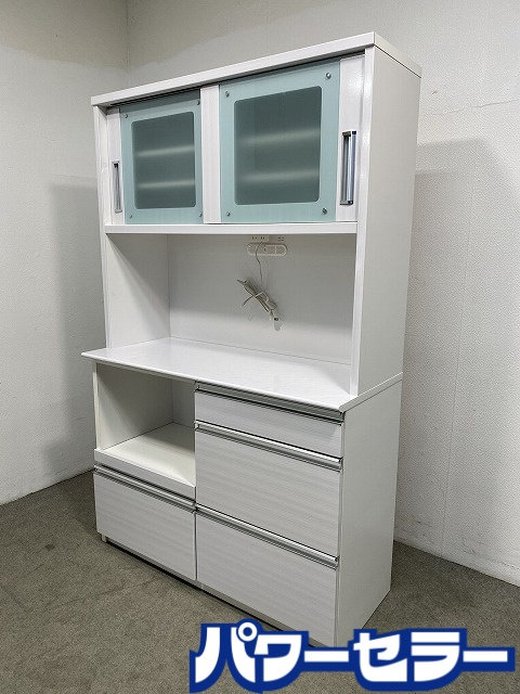 食器棚 中古の家具と家電がすべて揃うリサイクルショップ