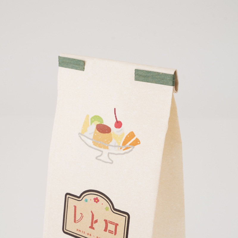 くるくるペーパーブクロ　レトロ