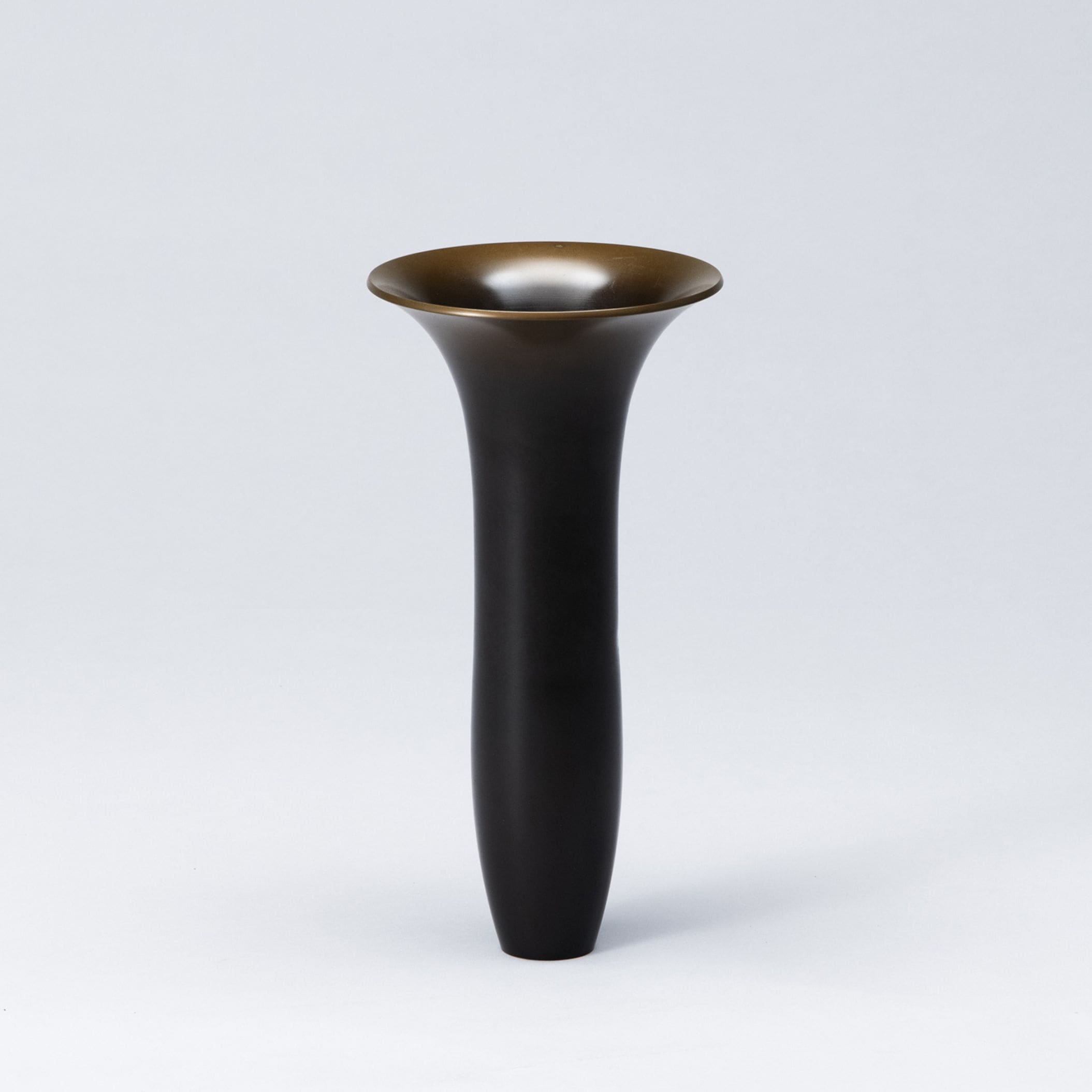 レトロ★古代銅器型ブロンズ製花瓶★鋳銅製陽刻文耳付瓶2.4kg 24cm★銅製花器 花生 花道 華道 茶道具 花活け レトロ☆古代銅器型ブロンズ製花瓶☆鋳銅製陽刻文耳付瓶2.4kg 24cm