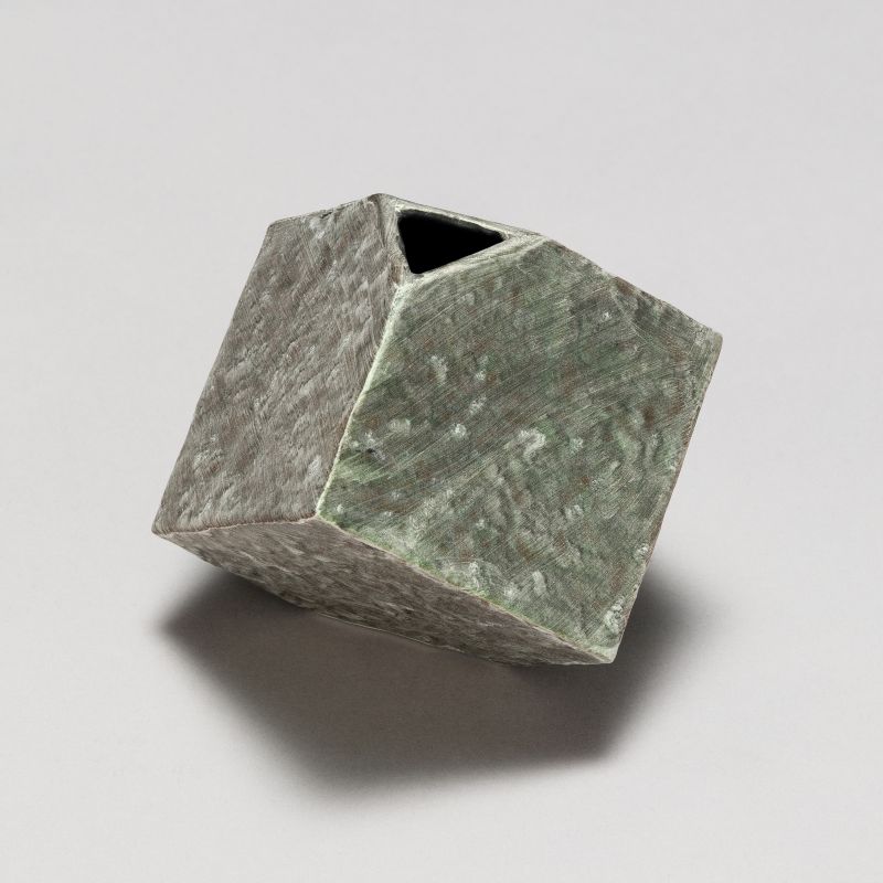 値下げ勝雲造　池坊、唐銅金属　薄葉田、花器　【極上品】花道　共箱 勝雲作 花器 薄端 透彫 鋳銅 高さ25cm 5.4キロ 花生 花入 華道具