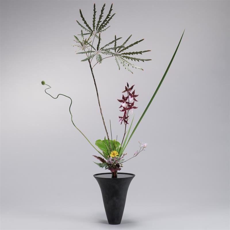 アクリル花器 「ラメール」黒ブラスト アクリル製剣山受け台付き