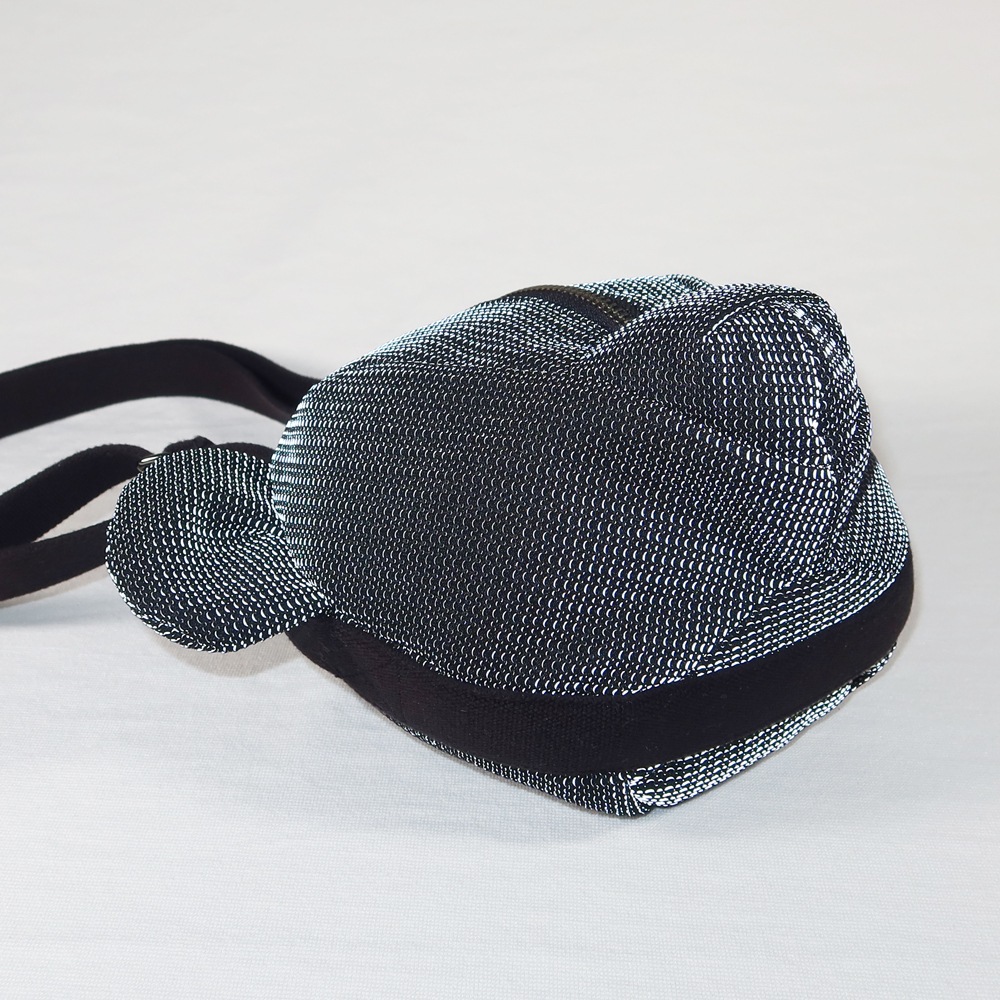 ��agumi �� TRICOLUM�� bear head bag