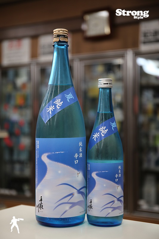 手取川 ( てどりがわ ) 純米辛口「秋」1.8L / 石川県 吉田酒造店
