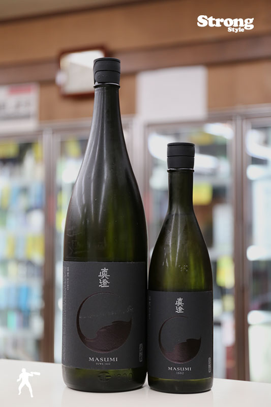 真澄 漆黒 KURO 純米吟醸 720ml｜日本酒,長野)真澄/MIYASAKA｜利田屋