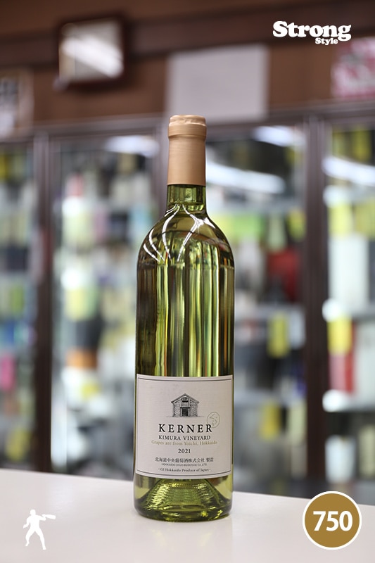 北海道北斗市（葡萄は余市産）トロッコワイナリー ピノ・ノワール