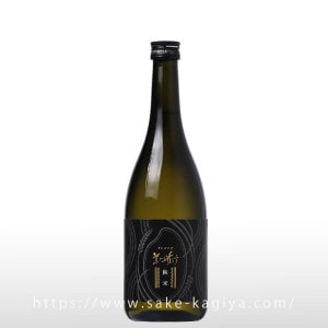 ˩ ơBLACK 720ml