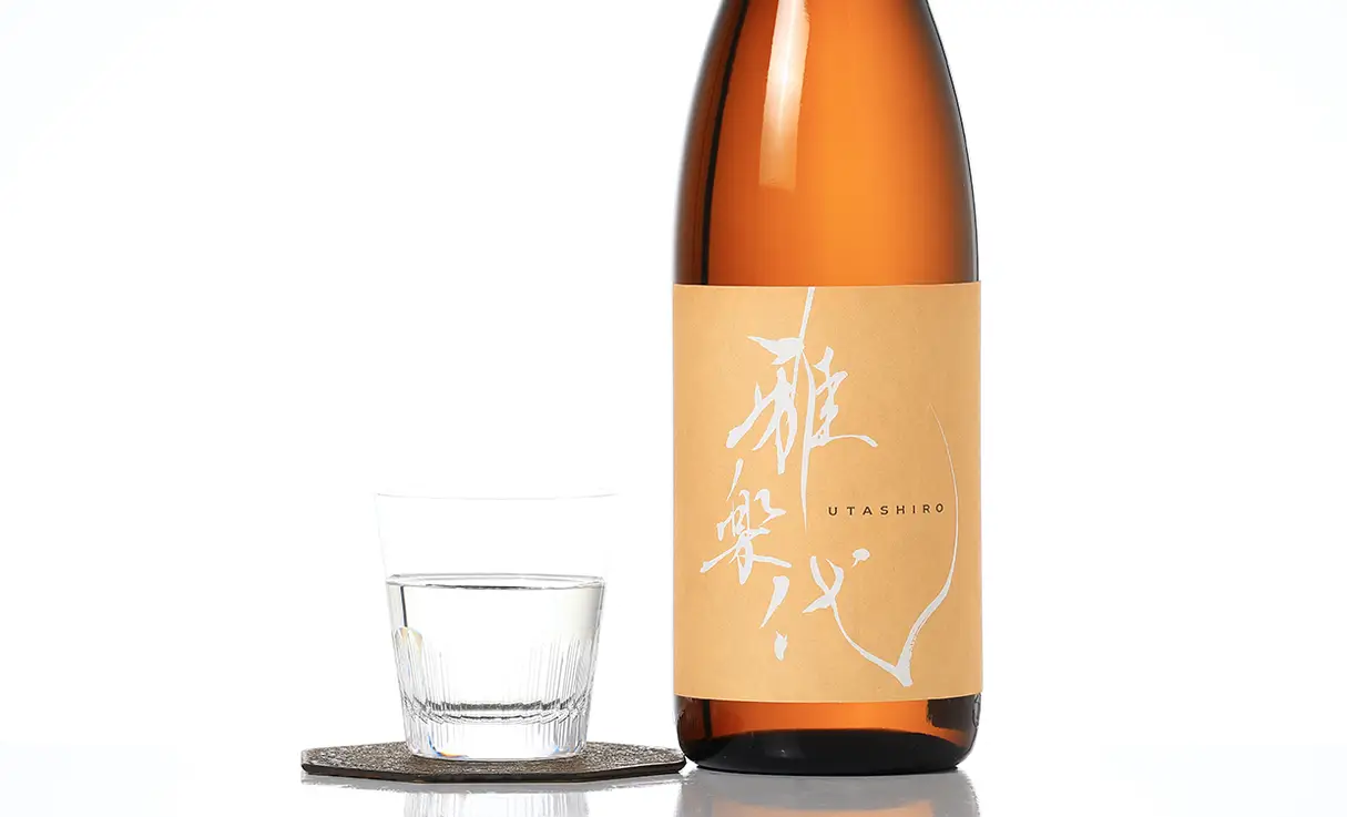 雅代 雅楽代 ～玉響～ 火入 1.8L | 雅楽代｜天領盃酒造（新潟県） | -酒やの鍵本