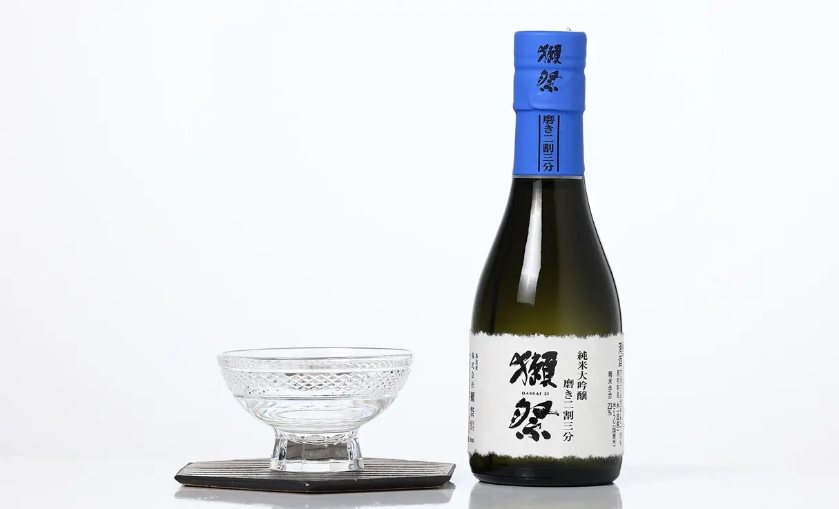 獺祭 純米大吟醸 磨き二割三分 180ml | 獺祭｜株式会社獺祭（山口県