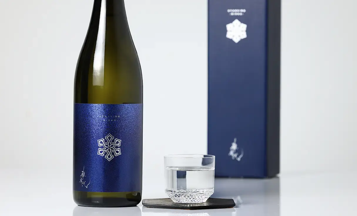雅楽代 ～六華～ 720ml | 雅楽代｜天領盃酒造（新潟県） | -酒やの鍵本