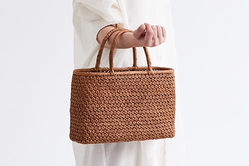 花編みやまぶどう籠(二番皮/極細ひご/ひご幅約3～4mm/横長/中