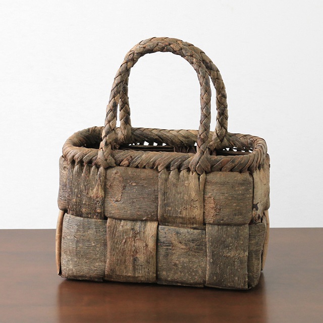 �����Ҥ��Τ������<br>(�񻺺�/ɽ��/�Ծ��Ԥ�/��Ĺ/��������/ϻ���Ԥ߼��)<br>(��)��23�ߥޥ�9.5�����ι⤵16cm<br>(��)330g