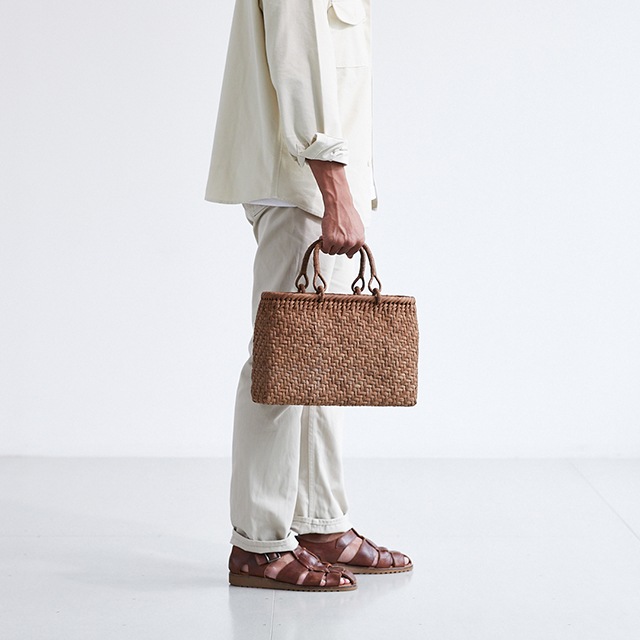 A4�ե����뤬���äݤ������ޤ֤ɤ���<br> (�񻺺�/�����Ԥ�/�٤Ҥ�/�Ҥ�����6��7mm/��Ĺ/�極����/��󥰼��) <br>(��)��35�ߥޥ�9�����ι⤵24cm <br>(��)520g