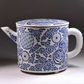 特別出品　江戸時代　17世紀末　古伊万里　藍柿右衛門　栄螺形　蓋物　巻貝　サザエ 古伊万里 藍柿右衛門 花鳥文 大鉢【延宝】 ｜ 古陶磁 大林師友堂
