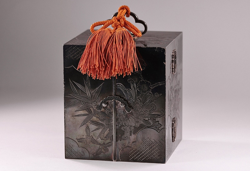 秀鳳作 「極上彫金細工 花車」彫金画 額装 工芸品 インテリア 壁掛 f002 彫金画 (秀鳳作 「極上彫金細工 花車」彫金画 額装 工芸品